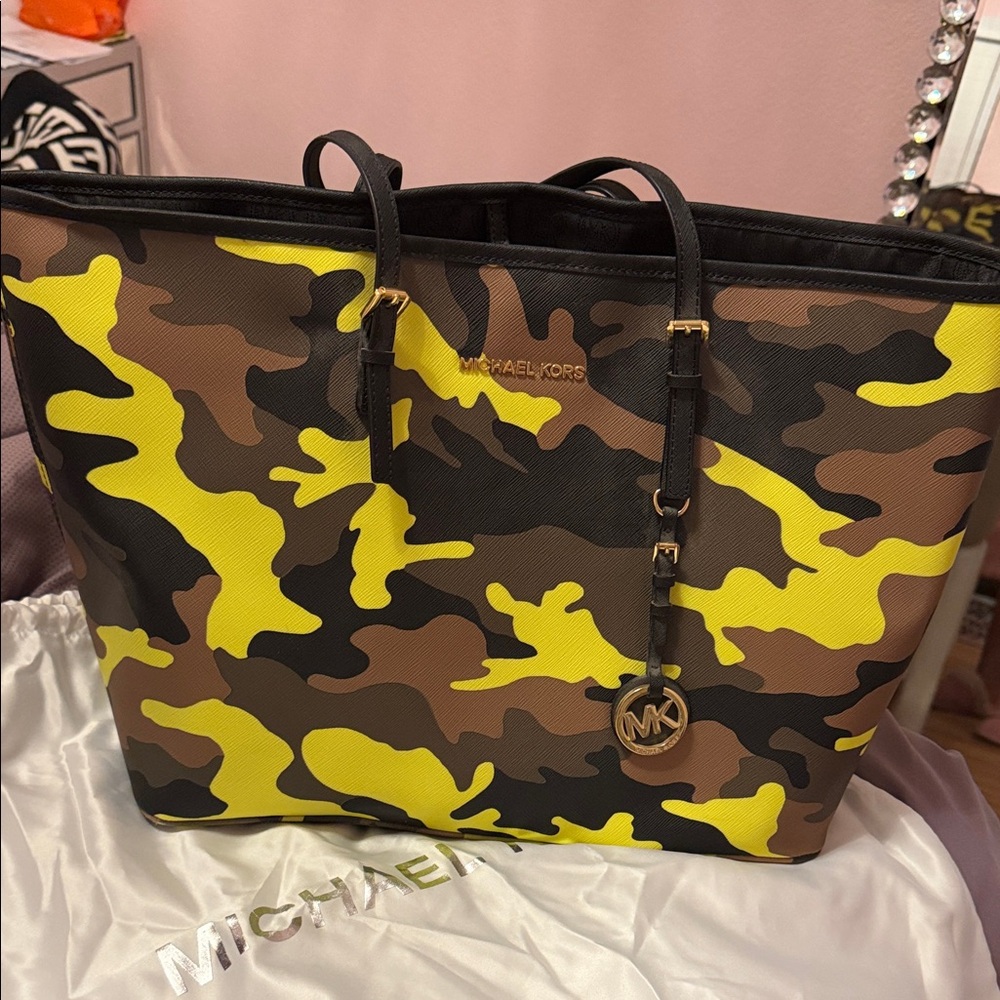 Michael Kors **Limited Edition** Jet Set Tote